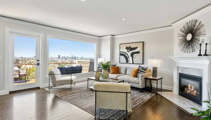 Request a valuation with Moovinhome